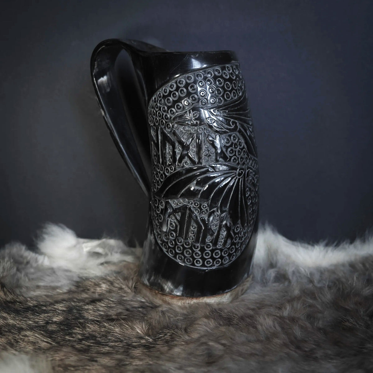 Handmade horn mug, Hugin and Munin