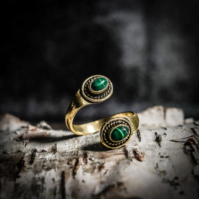 Spiralring med malakitter