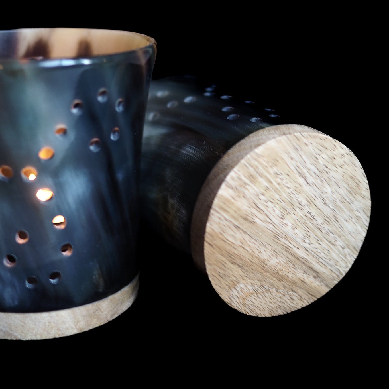 Lanterns, 2 pcs, triskele