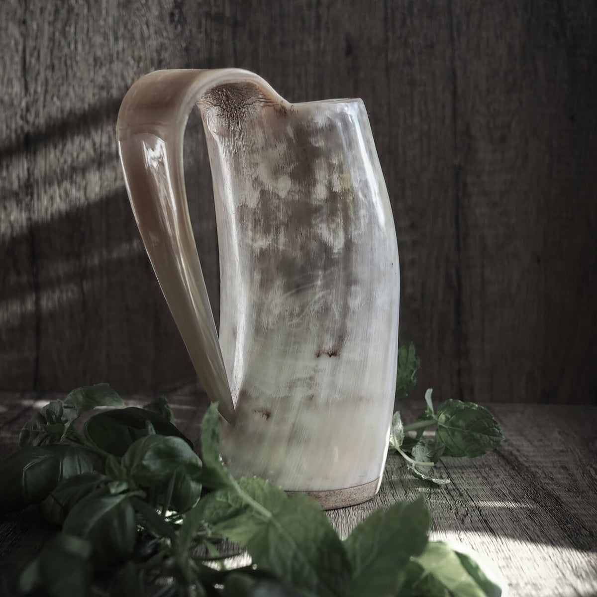 Ölmugg Odin, ca 500 ml, dryckeshorn för vikingmetodisk servering.