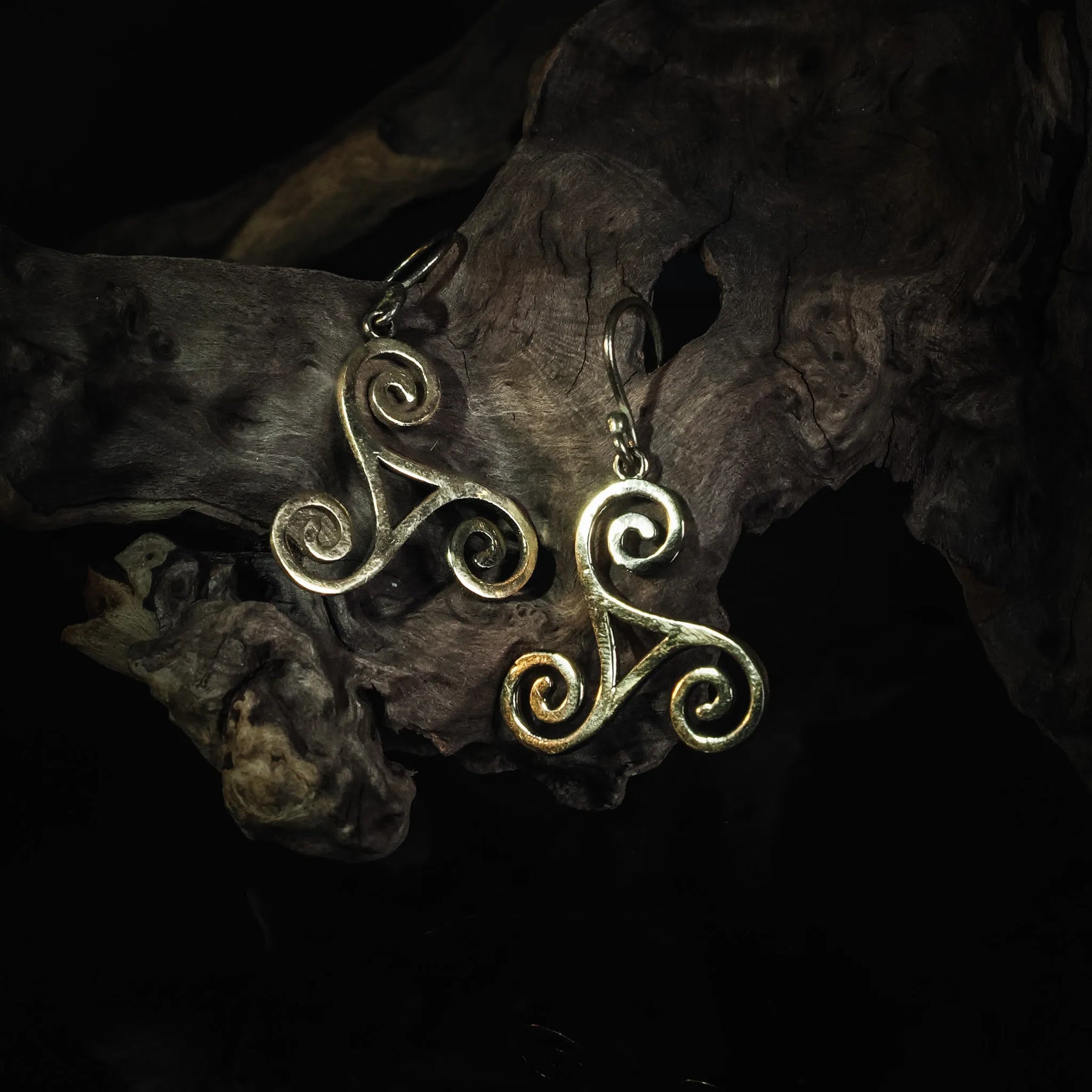 Örhängen Triskele, silver.