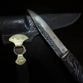 Knife with Wolf Head