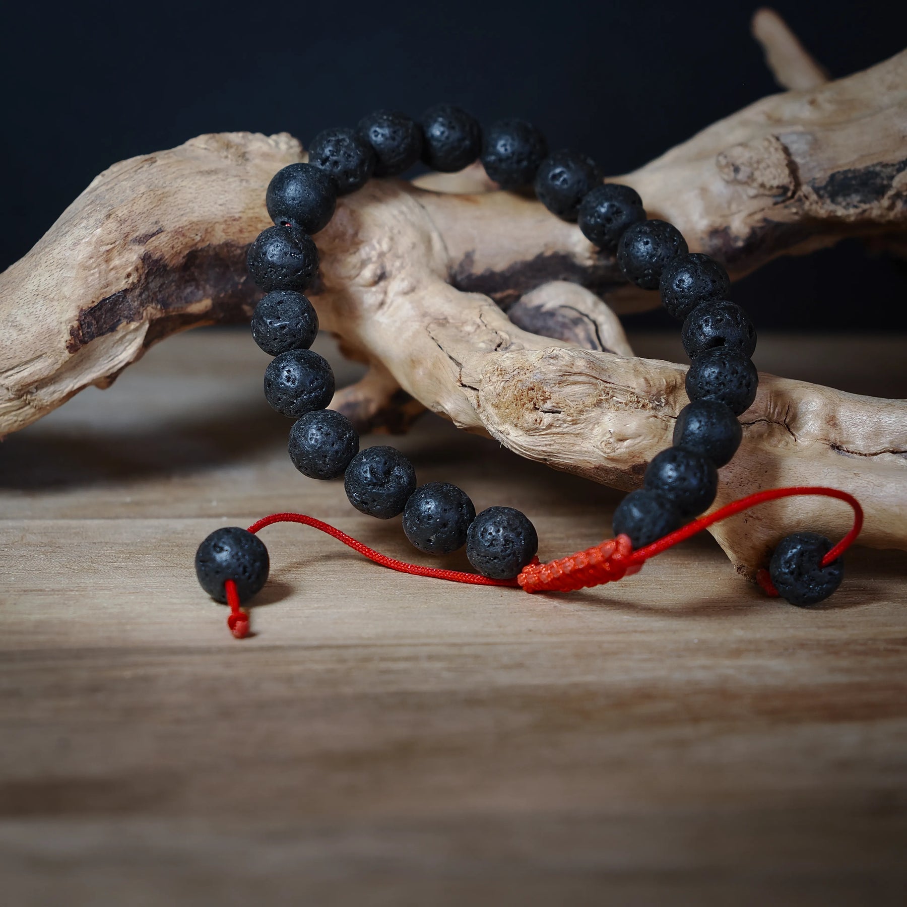Armband af lavasten