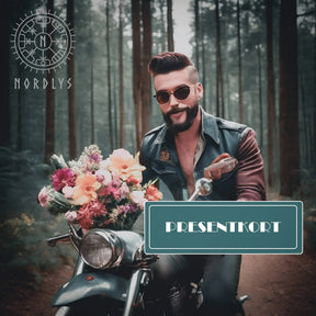 Nordlys Viking presentkort med retro manlig motorbiker och blommor, presentdesign