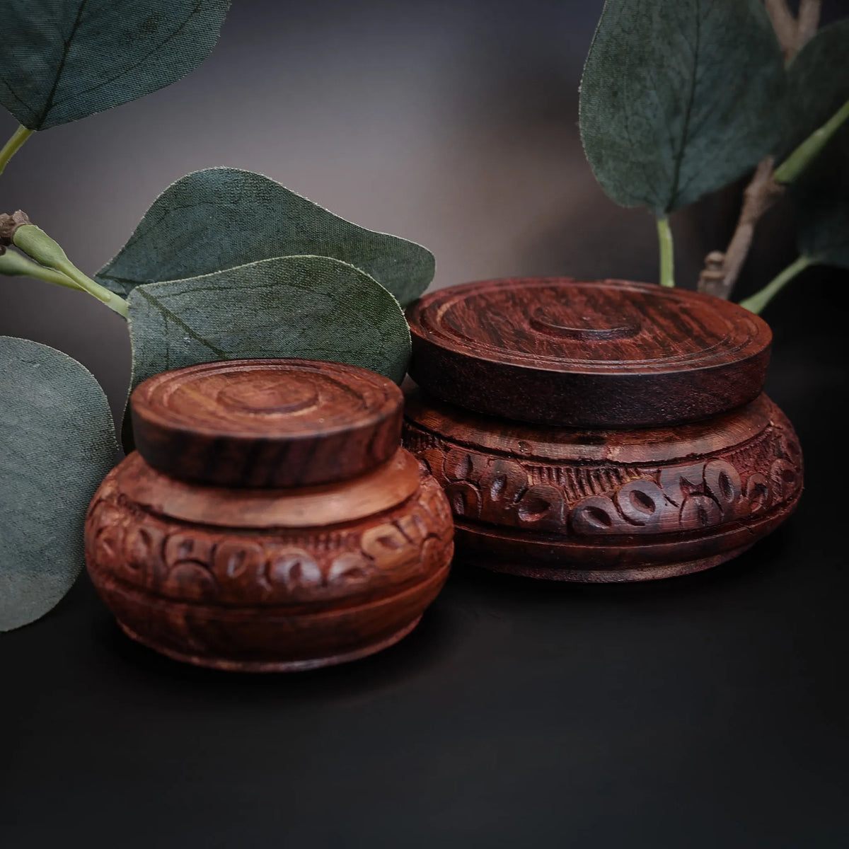 Vikingsk ring med klassisk ornamental design.